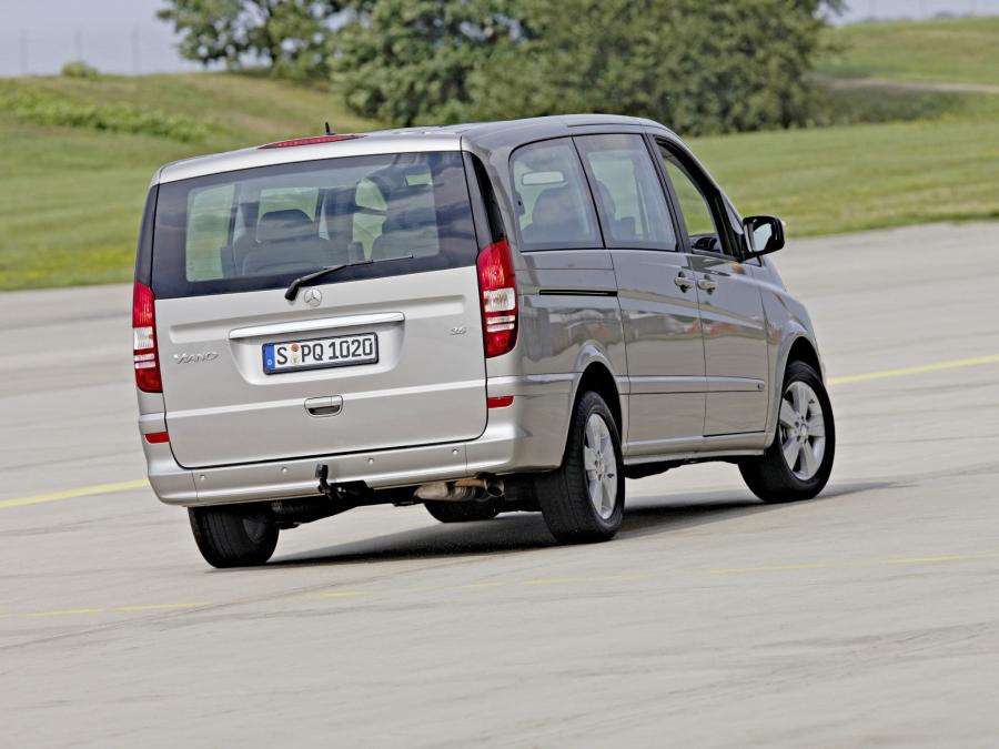  Mercedes-Benz Viano 2010 года  (фото 20 из 32)